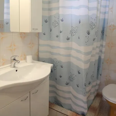 Magda- Comfort With Patio And Garden View 1 *